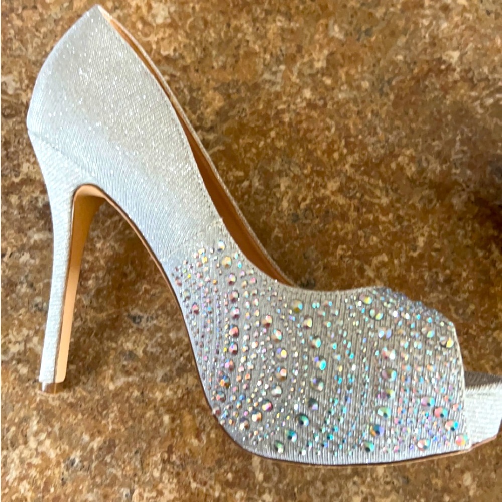 Women’s dress shoes